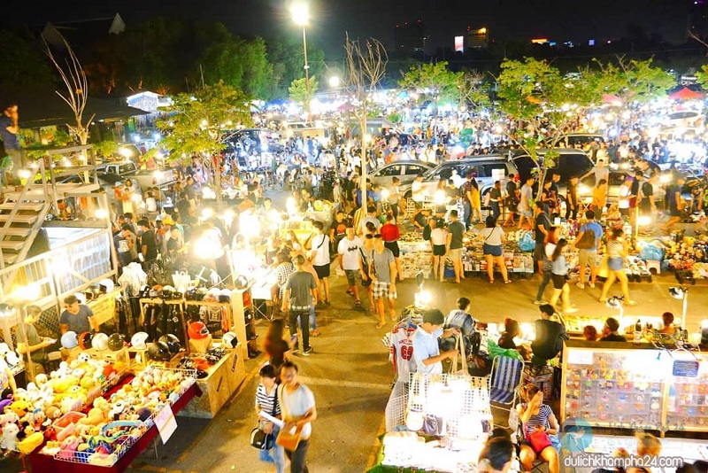 Khám phá chợ Đêm Sơn Trà Đà Nẵng – nơi thỏa thích ăn uống, mua sắm