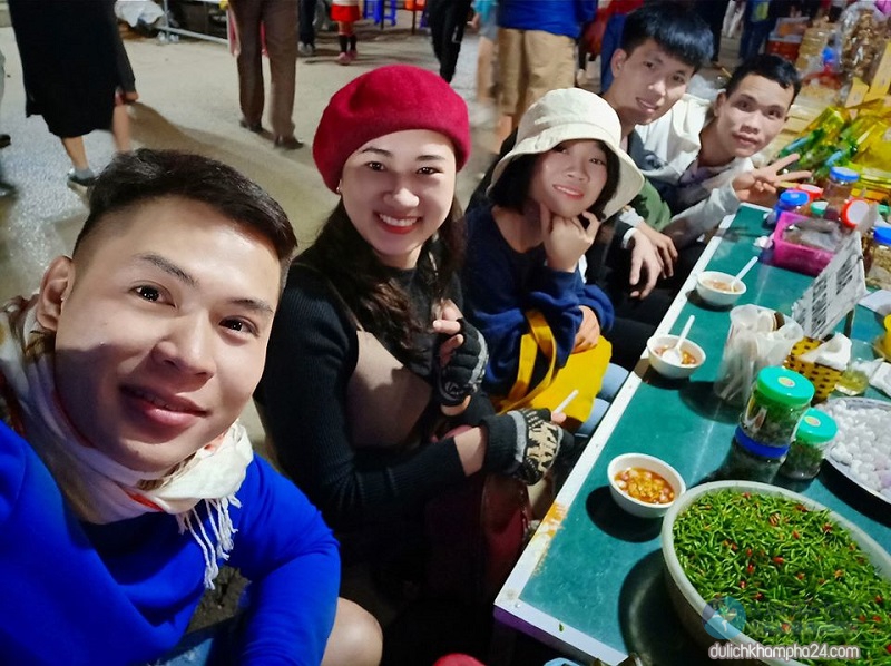 Phố cổ Đồng Văn Hà Giang: Tổng hợp kinh nghiệm tham quan, ăn uống siêu chi tiết