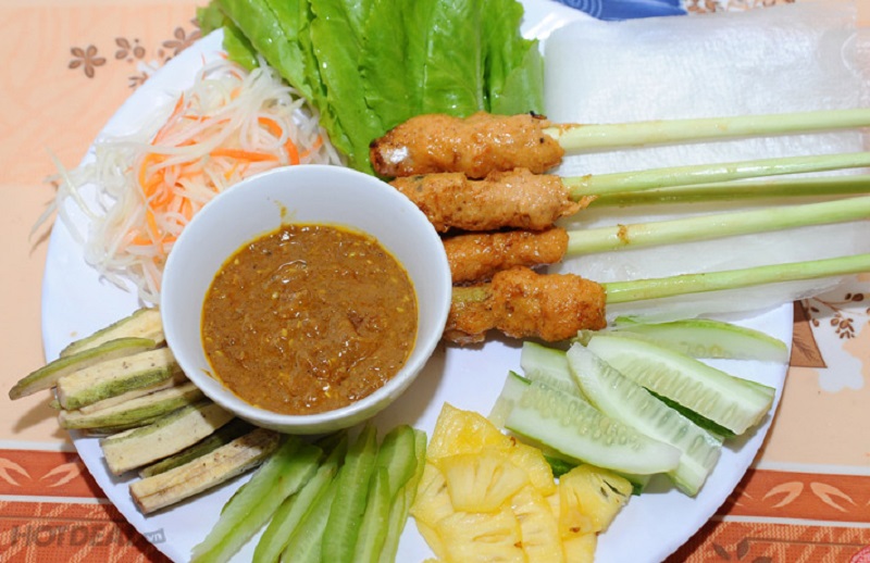 Điểm danh 5 món ăn đặc sản xứ Huế