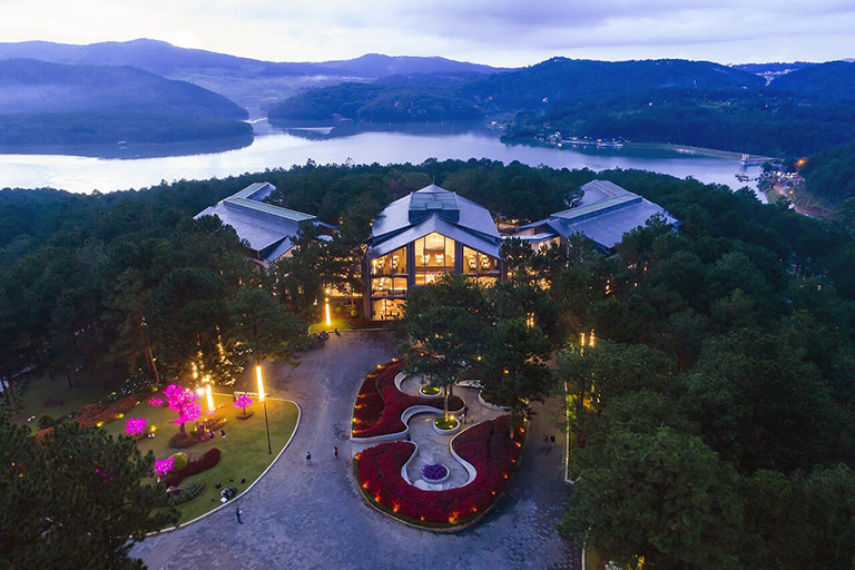 Terracotta Hotel & Resort Dalat – Khu nghỉ dưỡng 4 sao ẩn mình giữa rừng thông