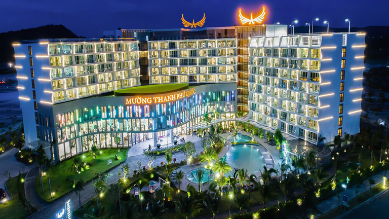 Top 9 Khách sạn Phú Quốc gần sát biển “view đẹp xịn xò”
