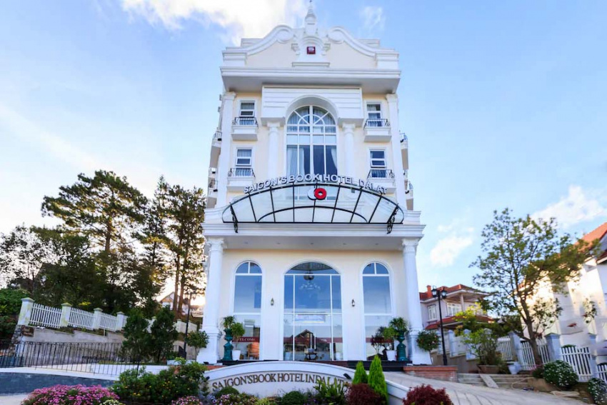 Top 9 khách sạn view đẹp, chất lượng gần vườn hoa Đà Lạt