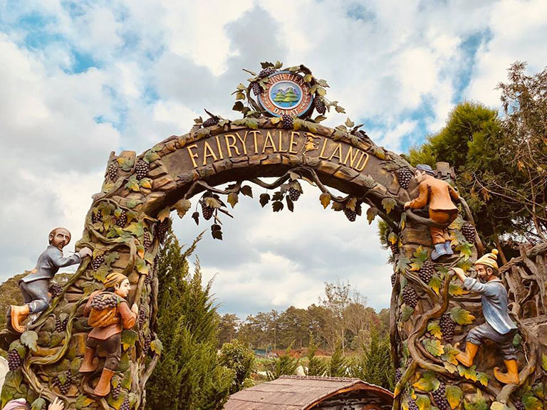 dalat fairytale land – khu vườn cổ tích thú vị giữa lòng đà lạt