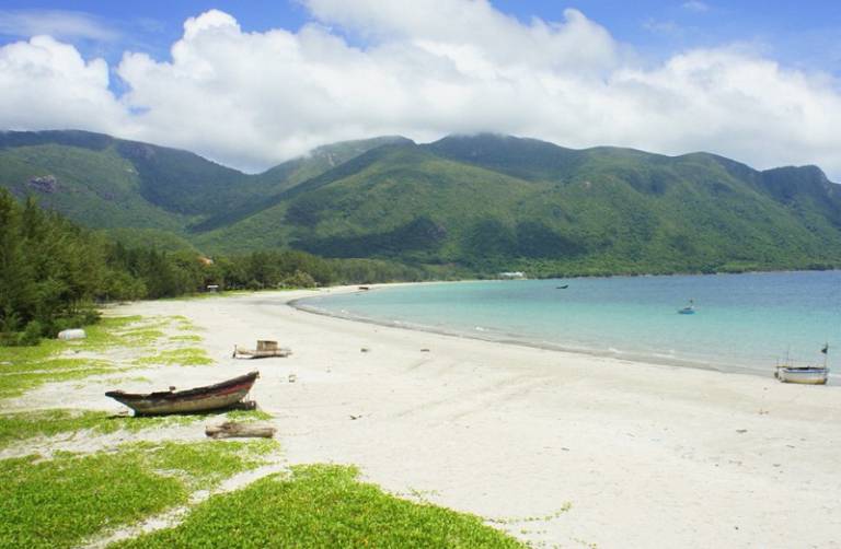 top 7 bãi biển đẹp nhất tại côn đảo bạn không nên bỏ lỡ
