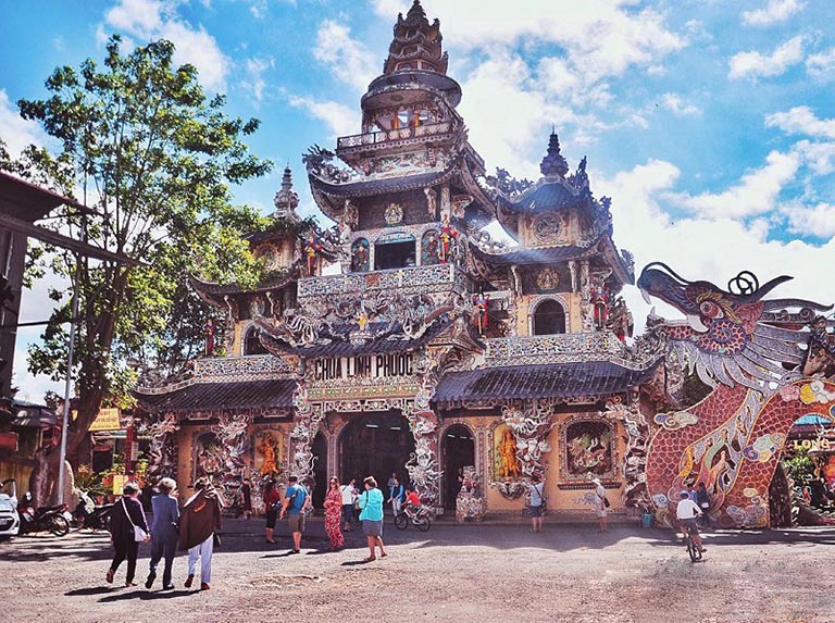 Top 8 ngôi chùa đẹp nhất Đà Lạt bạn nên viếng thăm