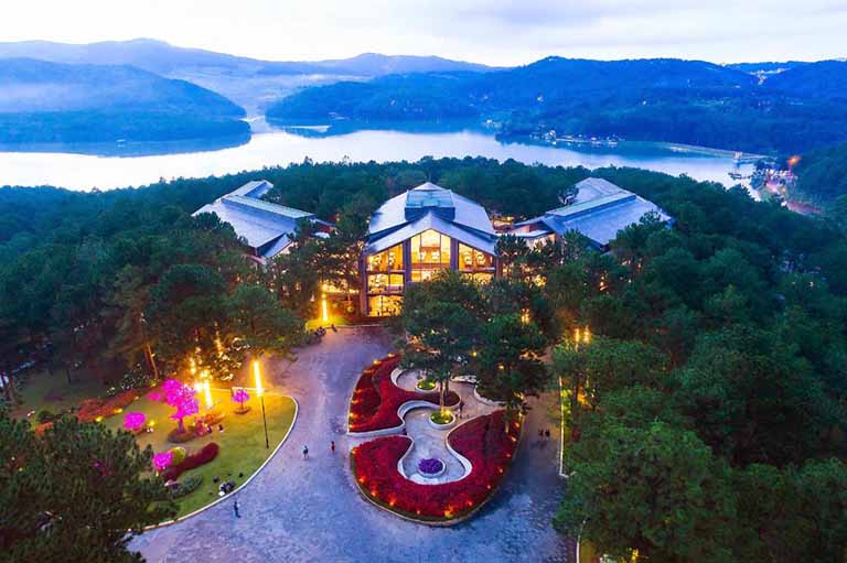 top 5 resort đẹp, sang trọng gần hồ xuân hương đà lạt