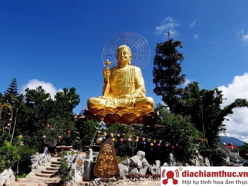 thiền viện vạn hạnh – ngôi chùa nổi tiếng với tượng phật lớn nhất tại đà lạt