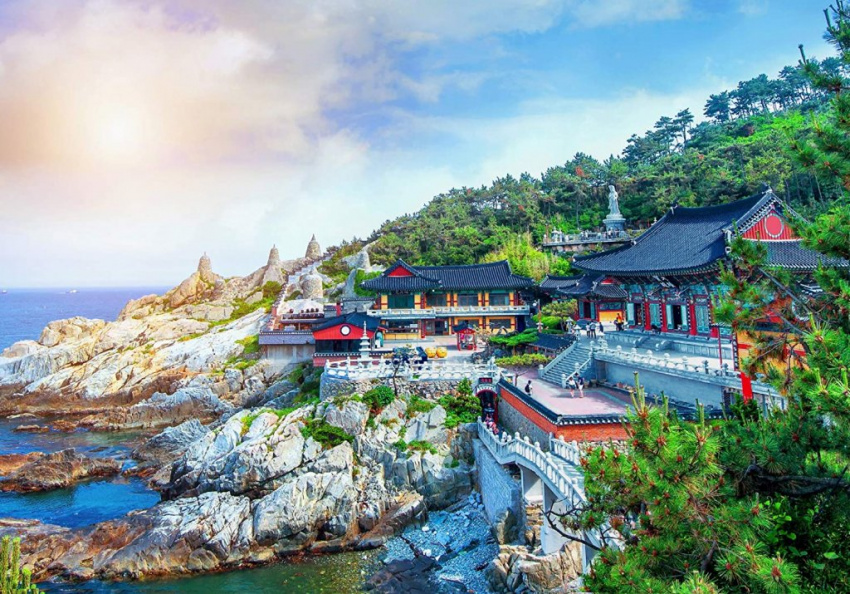 Ghé thăm Haedong Yonggungsa -Ngôi chùa tuyệt đẹp bên bờ biển Busan