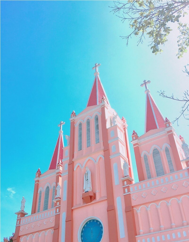 nhà thờ màu hồng, nhà thờ, check-in, check-in tại 5 nhà thờ màu hồng đẹp đốn tim