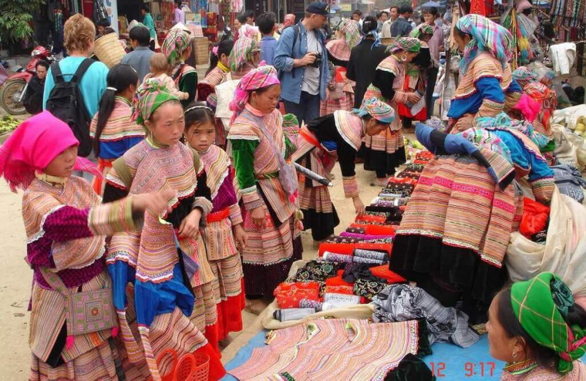 sapa, chợ phiên lào cai, trải nghiệm văn hóa tây bắc tại 10 phiên chợ lào cai nức tiếng