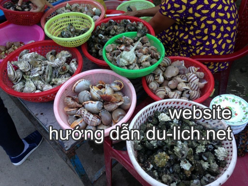 Review quán ốc Nhưng Lương Sơn ở Nha Trang, hơi xa nhưng giá sinh viên