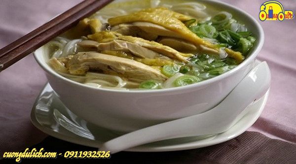 10 món ăn nhất định phải thử khi đi du lịch Hà Nội