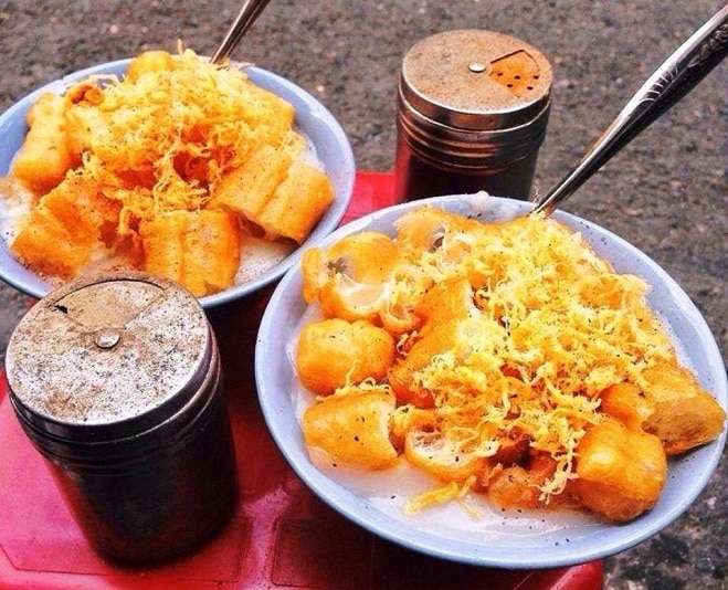 13 con phố ẩm thực ở Hà Nội chỉ travelholic mới biết