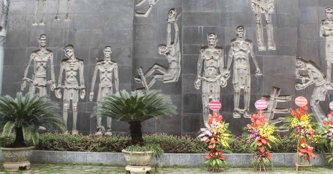 Nhà Tù Hỏa Lò - Ghi Dấu Năm Tháng Chiến Tranh Việt Nam