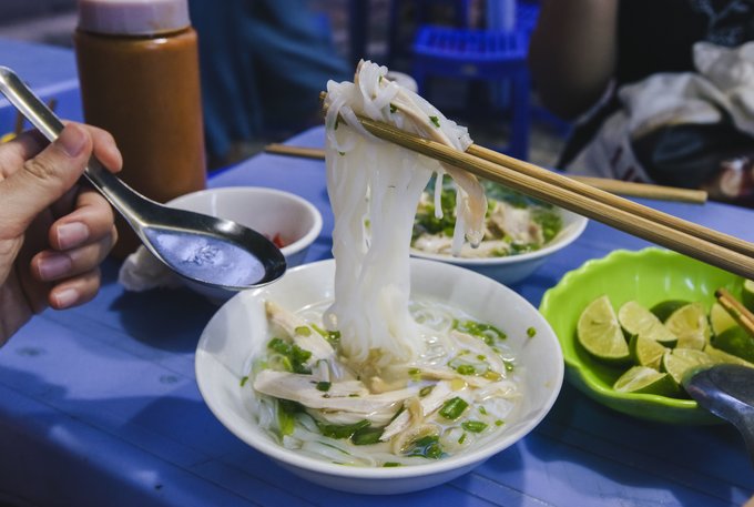 11 Món Ăn Đường Phố Việt Nam Khiến Thực Thần Quốc Tế Mê Mệt, VIỆT NAM