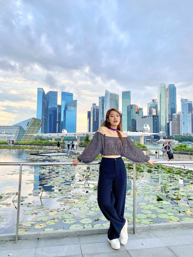 Khánh Vy chia sẻ kinh nghiệm tự túc 4N3Đ Singapore