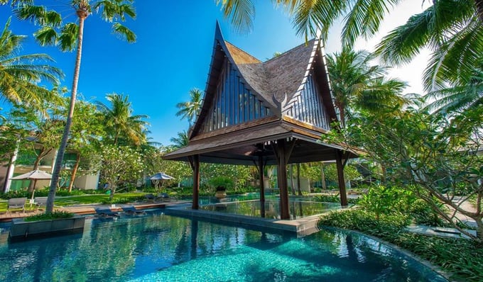 Điểm danh 5 khu resort check-in siêu đẹp cho team đi Phuket, Phuket, THÁI LAN