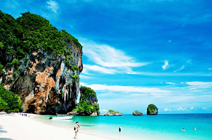 10 bãi biển Đông Nam Á tuyệt đẹp dành riêng cho hè này