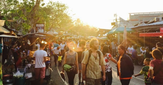 Cẩm nang khám phá chợ đêm Chatuchak tại Bangkok