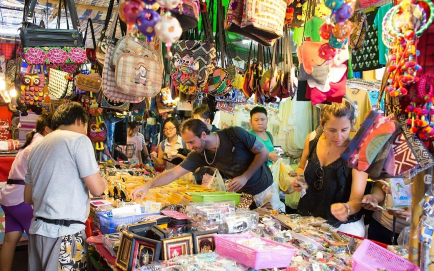 Khám phá 10 khu chợ nổi tiếng ở Bangkok