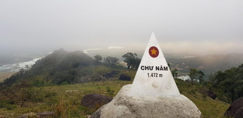 Trekking leo núi Chư Nâm – ngọn núi đẹp nhất Gia Lai