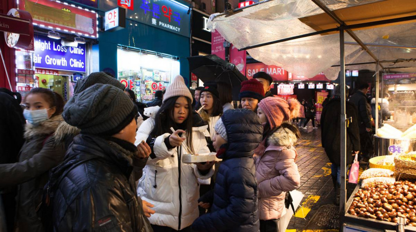 Myeongdong ở Seoul: chợ, có gì, ăn gì & khách sạn