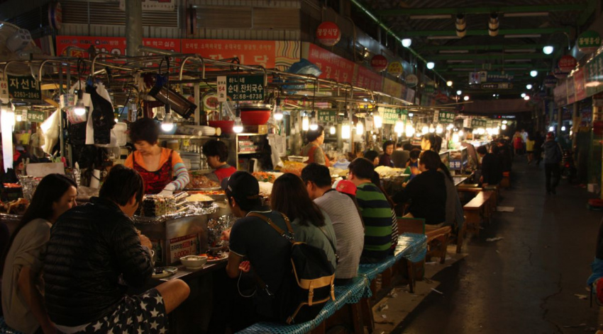 Top 5 chợ đêm nổi tiếng nhất ở Seoul