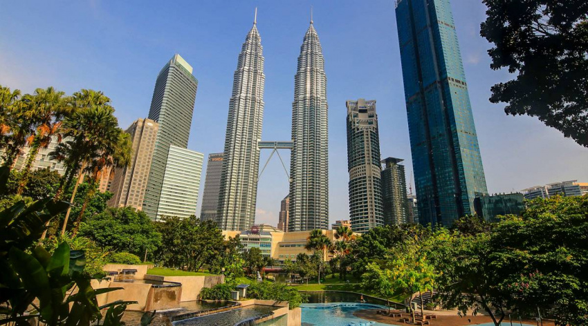 Kinh nghiệm tham quan tháp đôi Petronas Kuala Lumpur Malaysia