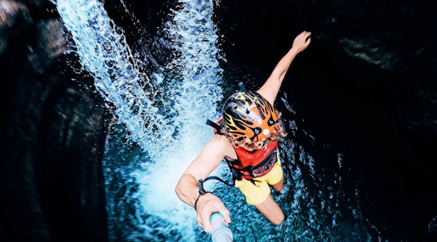 Bí kíp du lịch Cebu Philippines – Canyoneering thác Kawasan Falls hùng vĩ