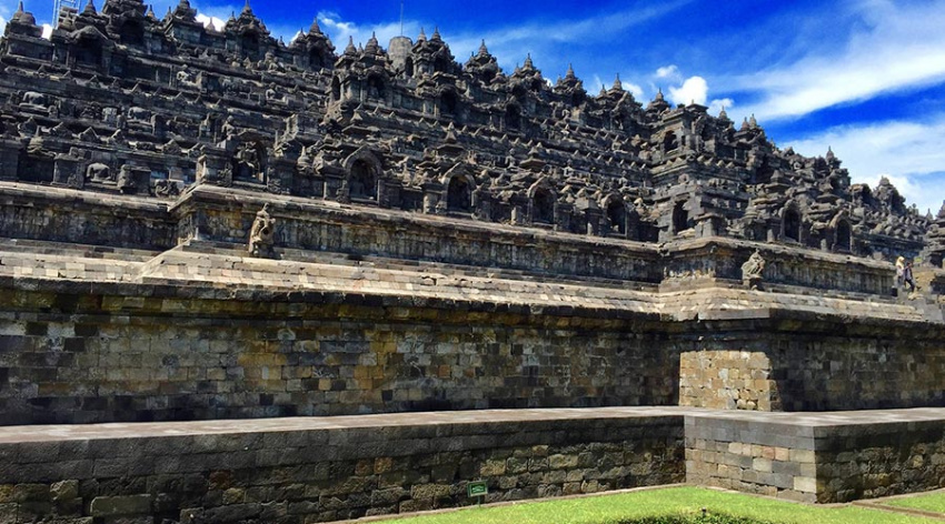 Du lịch Borobudur khám phá ngôi đền ngàn phật tại Indonesia
