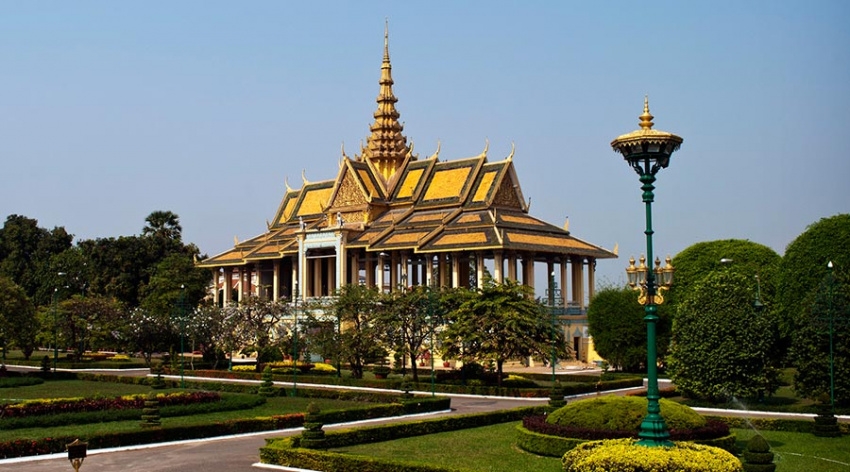 Khám phá cung điện Hoàng gia Phnom Penh