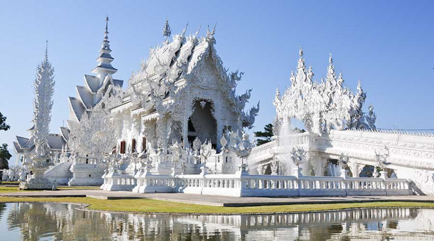 Wat Rong Khun: ngôi chùa trắng tinh khiết ở Chiang Rai