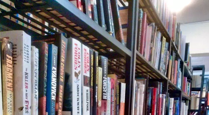 ẩm thực, quán ngon, khám phá cafe sách bookworm hanoi: điểm đến cho người yêu sách