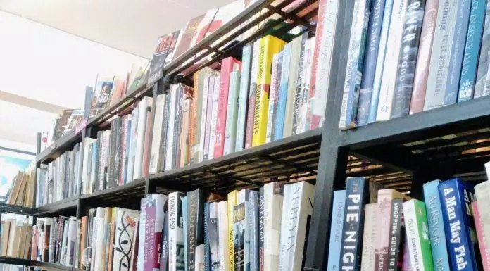 ẩm thực, quán ngon, khám phá cafe sách bookworm hanoi: điểm đến cho người yêu sách